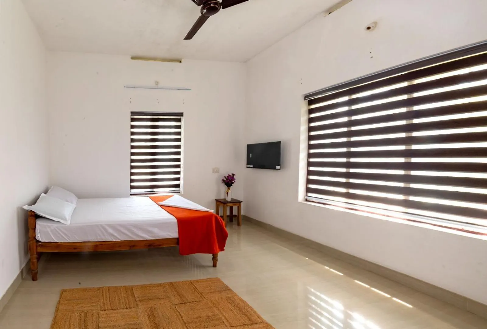 Rams Guest House Samudra-Walk To Cliff,Odayam,Black Beach Varkala location